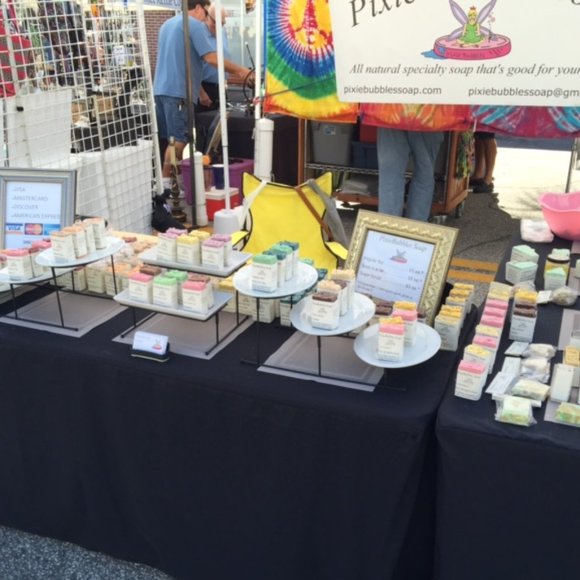 Meet your Posher,  Pixie - Picture 5 of 13